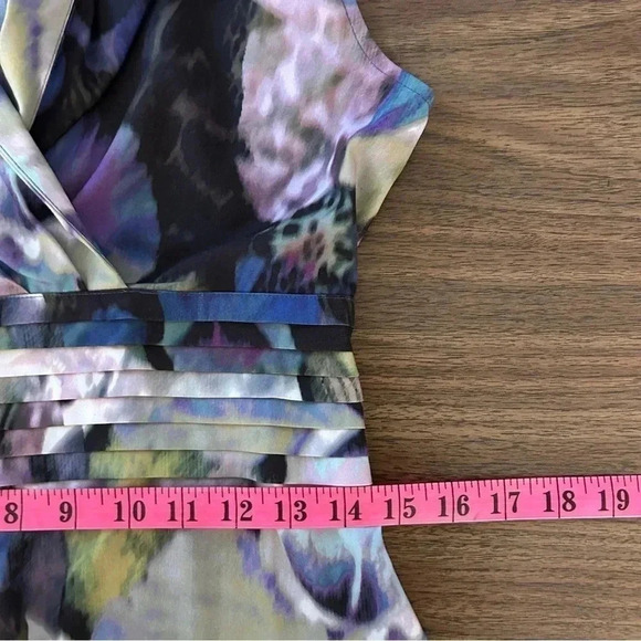 🌟Calvin Klein watercolor top  S - Picture 8 of 10